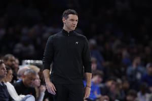 啥叫180俱乐部NBA