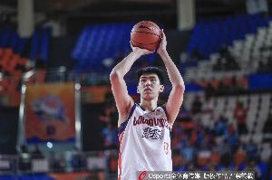 内马尔转会大巴黎