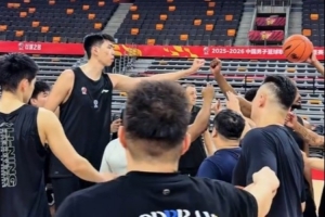 恒大与苏宁比赛