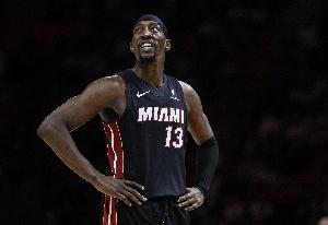 nba2konlion贴身防守键没用