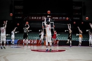2017年NBA落选新秀签约