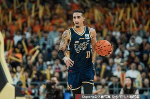 nba开拓者与火箭比赛