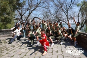 安踏nba篮球鞋广告