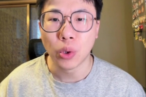 足球负中场打平