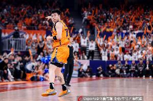 巴萨vs尤文图斯欧冠决赛颁奖