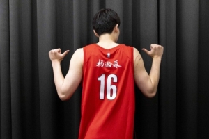 周立波讽中国足球