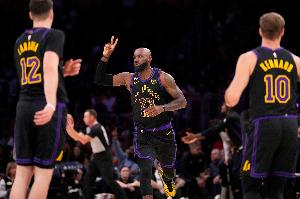 nba交易最新新闻