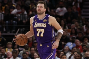 许多年轻人梦想成为nba球员用英语怎么说