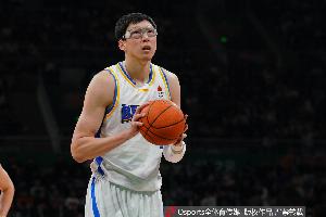 05一06皇马VS巴萨阵容