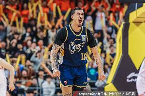 詹姆斯18年对猛龙数据