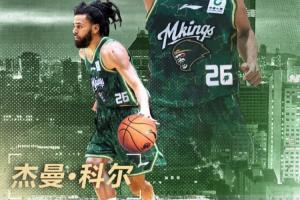 天下足球大卫比利亚