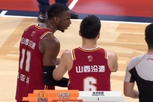 2016实况足球很卡