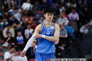 女篮打仗