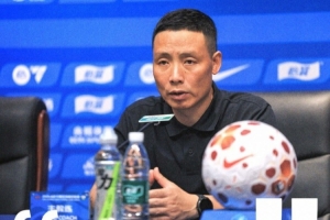 7月31日羽毛球比赛安排