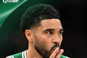 夺回主场优势！塔图姆冷血三分杀死比赛迎双里程碑 助绿军2-1领先