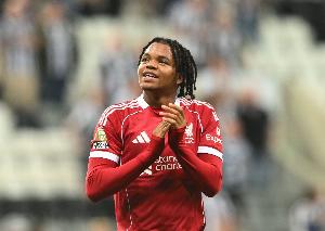 莱因克尔：恩古莫哈的天赋令人兴奋，但入选国家队对他来说太早了