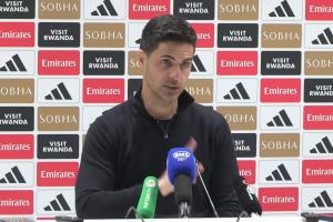 塔帅：输球不谈判罚赢球我才说，波普胡桑诺夫都应染红，世界变了