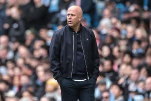 斯洛特：我不得不努力挖潜，手头可用的人不像大家想的那样充裕