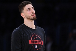 解说：不能说申京打得不好 火箭加时没有凝聚力不可能赢球