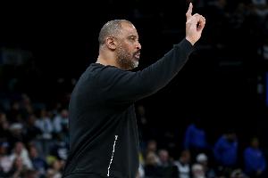 乌度卡：G3可能更多打小阵容 让小贾巴里打中锋&DFS也可能上场！