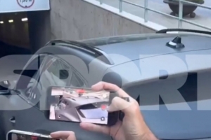 每体：戈登已经乘车抵达了巴塞罗那的体检医院，今日就将签约
