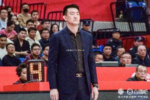 媒体人：近5年CBA总决赛都是一边倒 缺少宿命感和故事性 很无趣的