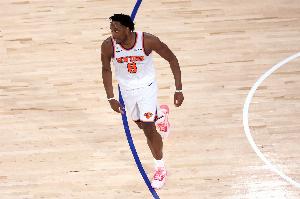 要是能重来？18年小卡交易马刺曾坚持索要OG！但猛龙不放无奈放弃