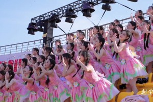 漳州啦啦队装扮，颜值是闽超第一